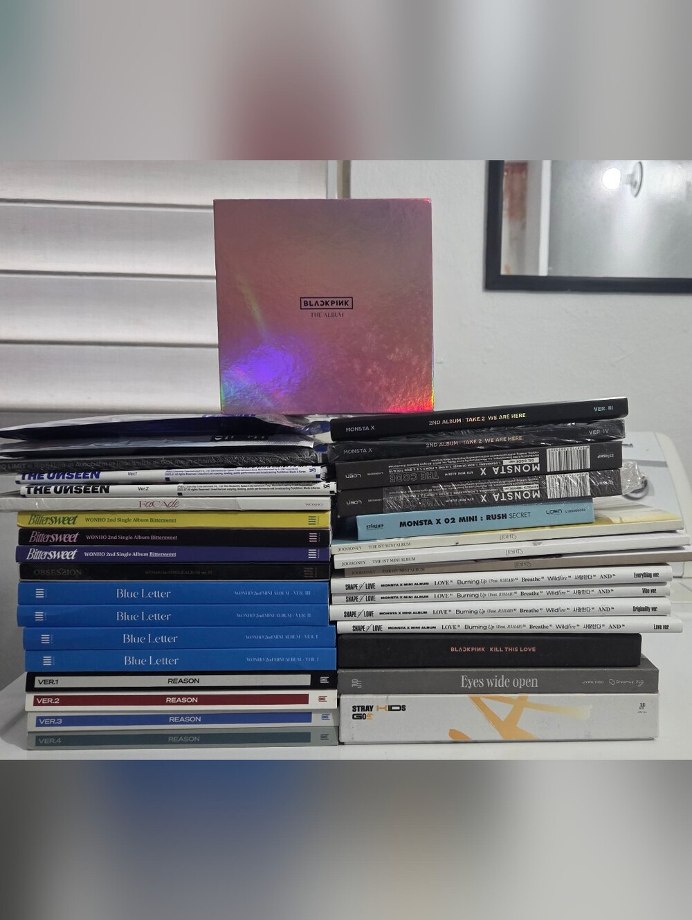 Kpop album lot (Blackpink, Twice, Stray Kids, Monsta X, Wonho) (Read Desc.)